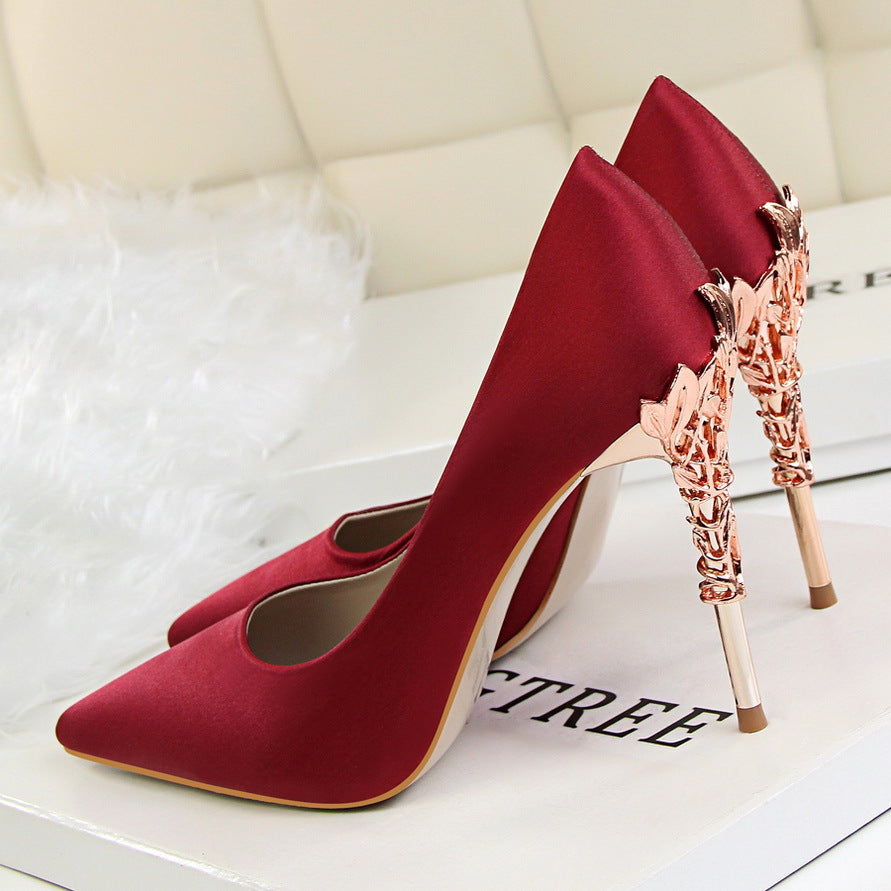 Elegant Pearl Charm Stilettos