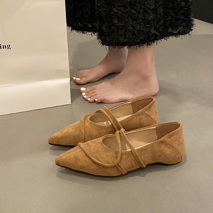 Scarlet grace pointed flat