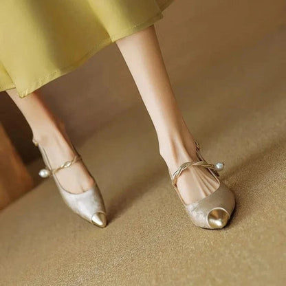 Ariana Orthopedic Heels